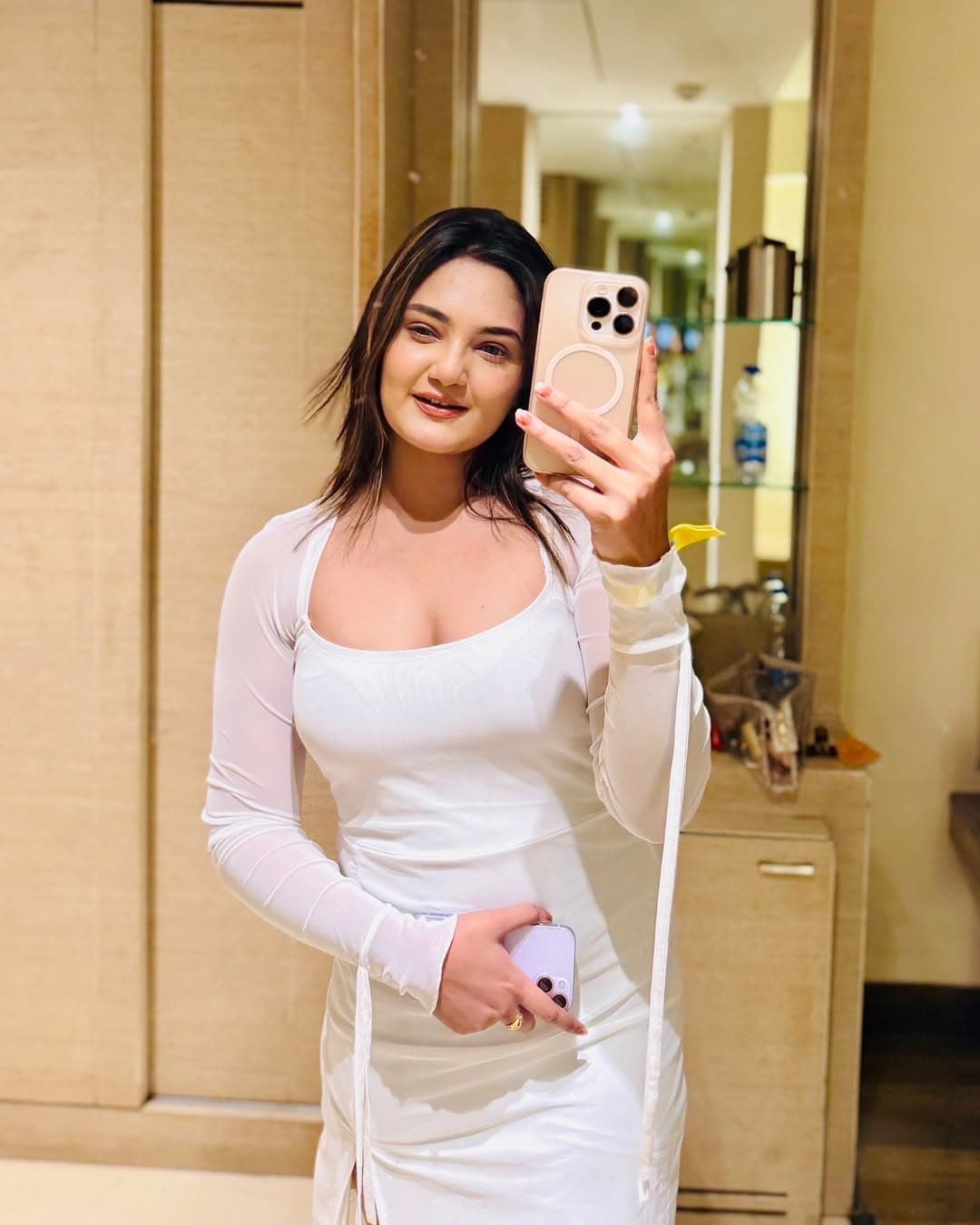 @shreya_mukherjee_7